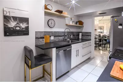 4330 Hillcrest Dr #804, Hollywood, FL 33021 - Photo 4