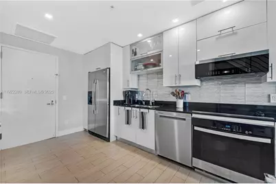 60 SW 13th St #3604, Miami, FL 33130 - Photo 6