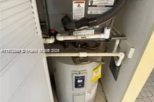 3571 Inverrary Dr, Lauderhill, FL 33319 - Photo 8