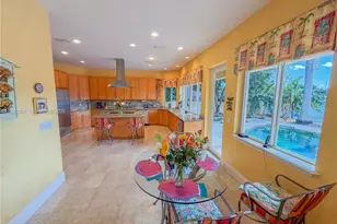 3220 NE 165th St, North Miami Beach, FL 33160 - Photo 18