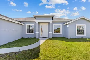 2020 SW Imperial St, Port Saint Lucie, FL 34987 - Photo 4