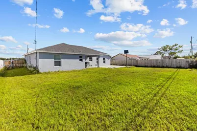 2020 SW Imperial St, Port Saint Lucie, FL 34987 - Photo 40
