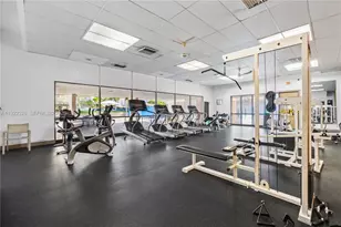 20379 W Country Club Dr, Aventura, FL 33180 - Photo 26