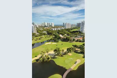 20379 W Country Club Dr #2333, Aventura, FL 33180 - Photo 2