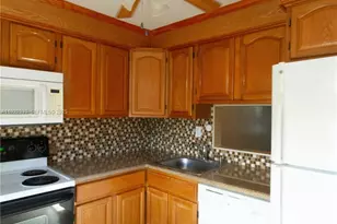 3000 NW 48th Terrace, Lauderdale Lakes, FL 33313 - Photo 4