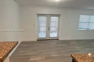35 NE 12th Ave, Homestead, FL 33030 - Photo 10