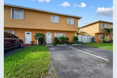 35 NE 12th Ave #35, Homestead, FL 33030 - Photo 2