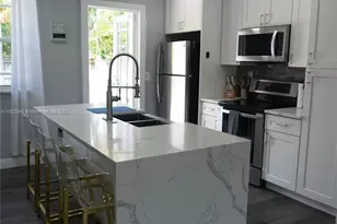 1401 NE 14th Ct, Fort Lauderdale, FL 33304 - Photo 6