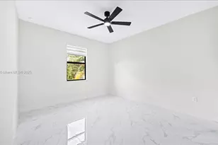 1015 Merry St, Lehigh Acres, FL 33974 - Photo 20