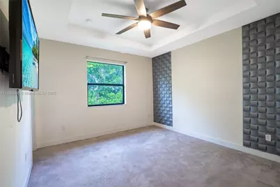 15824 NW 91st Ct, Miami Lakes, FL 33018 - Photo 16