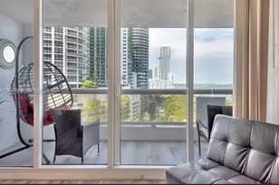 1717 N Bayshore Dr, Miami, FL 33132 - Photo 10