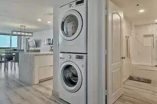 1717 N Bayshore Dr, Miami, FL 33132 - Photo 16