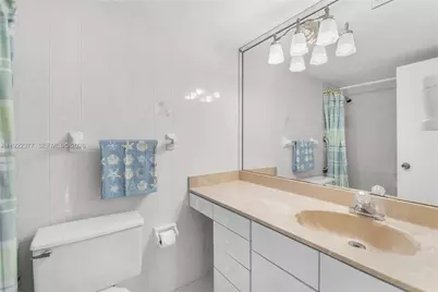2655 Collins Ave #603, Miami Beach, FL 33140 - Photo 36