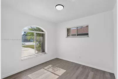 1833 SW Bellevue Ave, Port Saint Lucie, FL 34953 - Photo 12