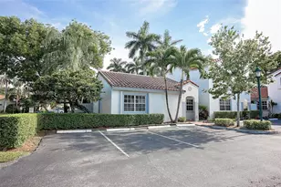 1361 Cottonwood Cir, Weston, FL 33326 - Photo 16