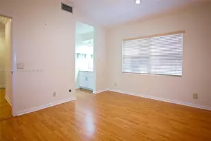 1361 Cottonwood Cir, Weston, FL 33326 - Photo 8