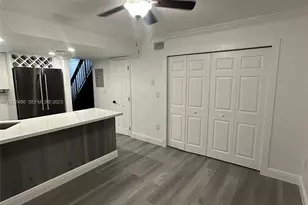 5261 W 25th Ct, Hialeah, FL 33016 - Photo 10