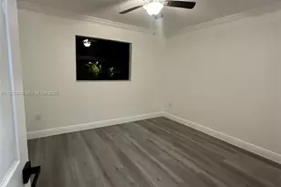 5261 W 25th Ct, Hialeah, FL 33016 - Photo 18