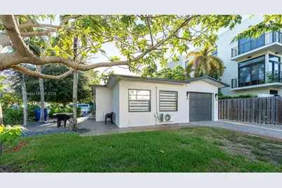 1615 NE 9th St, Fort Lauderdale, FL 33304 - Photo 26