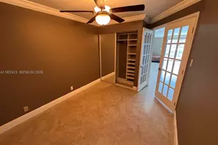 2401 Collins Ave, Miami Beach, FL 33140 - Photo 16