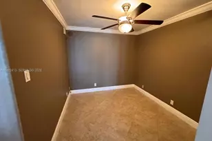 2401 Collins Ave, Miami Beach, FL 33140 - Photo 14