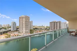 19390 Collins Ave, Sunny Isles Beach, FL 33160 - Photo 2