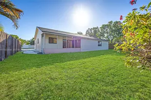 25720 SW 133rd Ave, Homestead, FL 33032 - Photo 18
