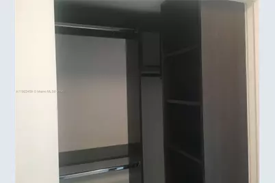 6000 Collins Ave #521, Miami Beach, FL 33140 - Photo 26