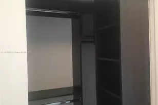 6000 Collins Ave, Miami Beach, FL 33140 - Photo 26