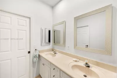 2589 Mayfair Ln #0, Weston, FL 33327 - Photo 34