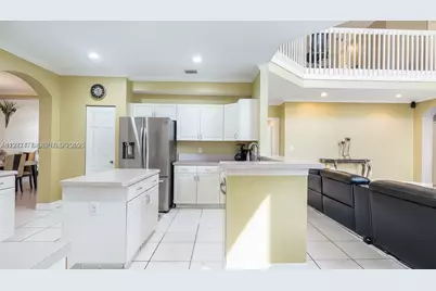 16365 NW 15th St, Pembroke Pines, FL 33028 - Photo 4