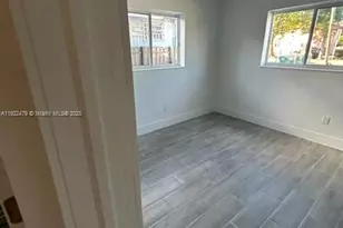 7152 SW 22nd St, Miami, FL 33155 - Photo 10