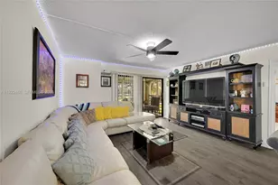 10187 Mangrove Dr, Boynton Beach, FL 33437 - Photo 6