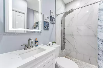 166 E 15th St, Hialeah, FL 33010 - Photo 20