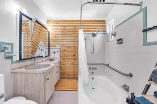 100 NW 123rd St, North Miami, FL 33168 - Photo 12