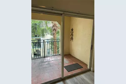 2494 Centergate Dr #302, Miramar, FL 33025 - Photo 8