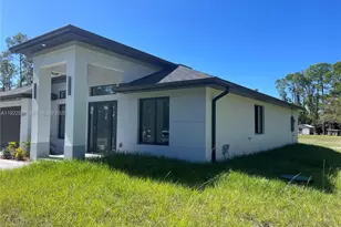 736 Cane St E, Other City - In The State Of Florida, FL 33974 - Photo 6