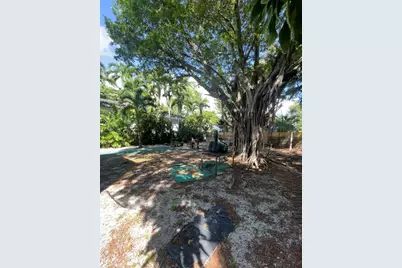 531 NE 68th St #1, Miami, FL 33138 - Photo 10