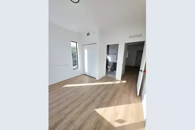 753 NW 30th St #1, Miami, FL 33127 - Photo 18