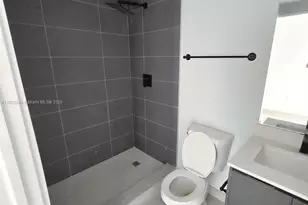 753 NW 30th St, Miami, FL 33127 - Photo 16