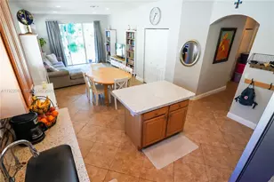 2243 SW 134th Ave, Miramar, FL 33027 - Photo 8