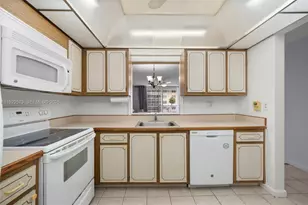 3551 NE 169th St, North Miami Beach, FL 33160 - Photo 8
