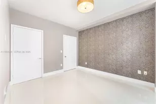 6000 Collins Ave, Miami Beach, FL 33140 - Photo 12