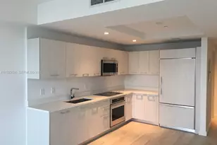 55 SW 9th St, Miami, FL 33130 - Photo 4