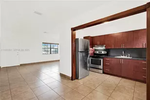 1020 SW 72nd Ave, Miami, FL 33144 - Photo 8