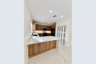 15254 SW 109th St, Miami, FL 33196 - Photo 8