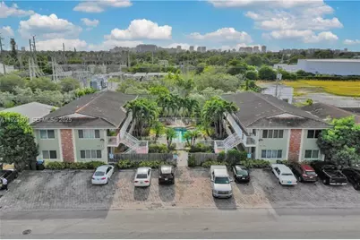 1424 Holly Heights Dr #5, Fort Lauderdale, FL 33304 - Photo 4