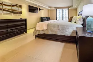 8877 Collins Ave, Surfside, FL 33154 - Photo 20