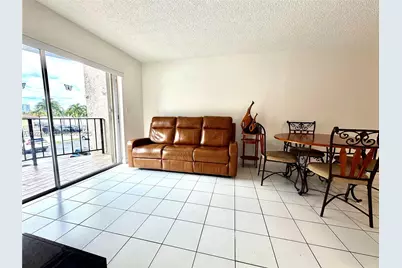 5201 NW 7th St #212, Miami, FL 33126 - Photo 24