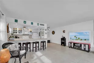 400 N Surf Rd, Hollywood, FL 33019 - Photo 10